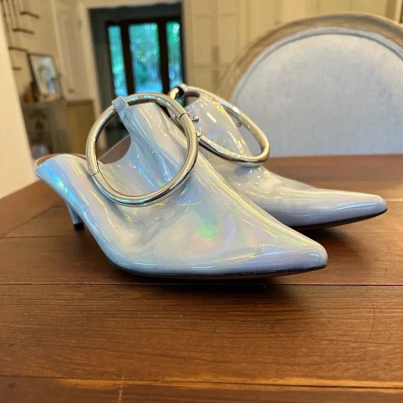 ALAIA 55MM LEATHER POINTY-TOE MULES WITH ANKLE STRAP IN WHITE - Picture 1 of 8